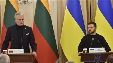 Zelenskyy talks military issues, diplomatic efforts on conflict with Russia with Lithuanian president