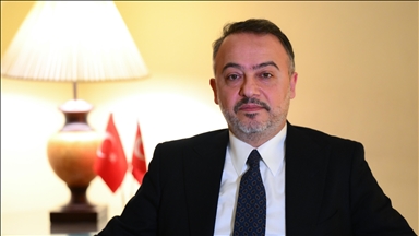 Посол Турции в Дамаске Нух Йылмаз встретился с сирийскими министрами и представителями Красного Полумесяца