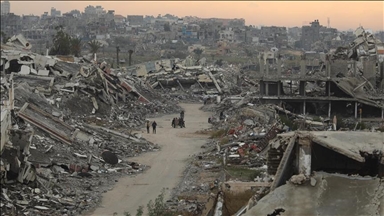 إصابة 4 فلسطينيين باستهداف إسرائيلي لمبنى وسط مدينة غزة