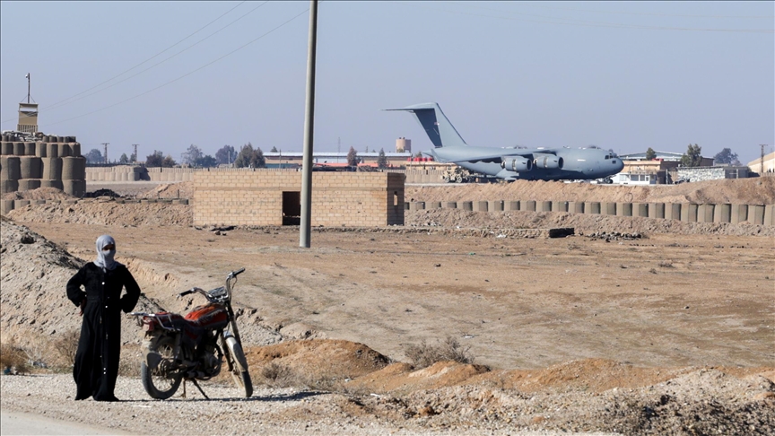 Suriye'de ABD liderliğindeki koalisyonun askeri üssünde hareketlilik sürüyor