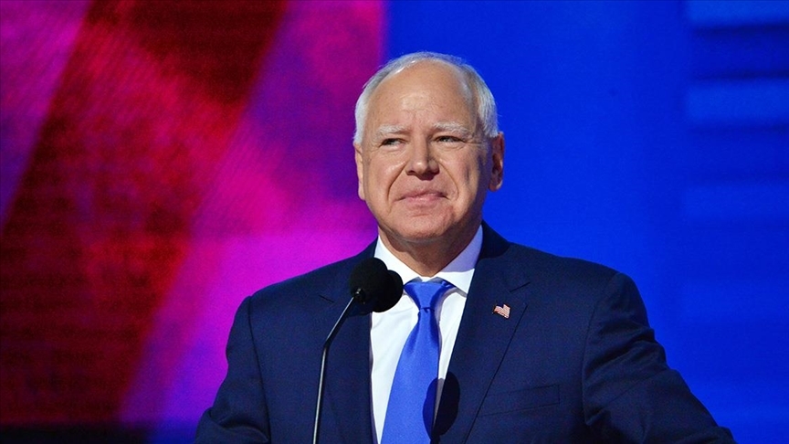 ABD'de Minnesota Valisi Walz'den Trump'a bölgedeki 3 bin federal görevliyi geri çekmesi çağrısı