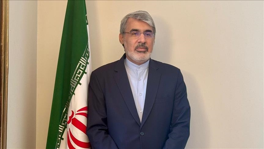 L’envoyé iranien indique que les échanges de messages avec les États-Unis se poursuivent, sans négociations