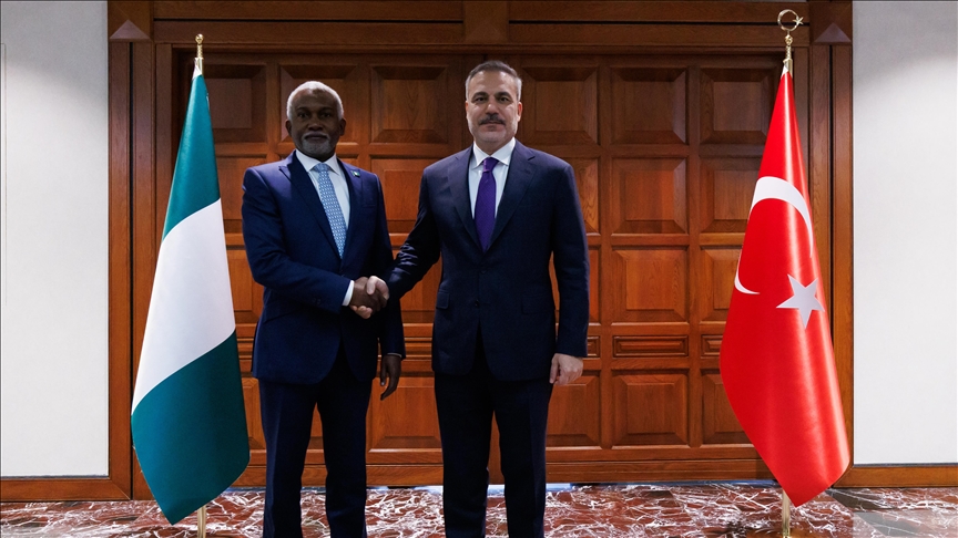 Turkish foreign minister meets Nigerian counterpart