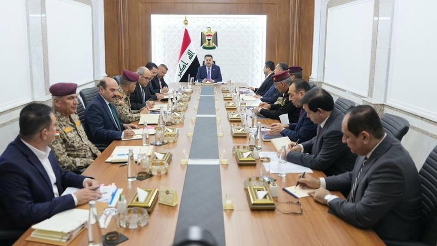 العراق يشكل لجنة أمنية لنقل معتقلي "داعش" من سجون سوريا