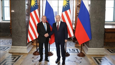 Путин встретился с Верховным правителем Малайзии султаном Ибрагимом