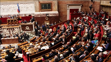 Interdiction des réseaux sociaux aux moins de 15 ans en France : l’Assemblée nationale se prononce ce lundi