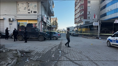  Li Mêrdînê di şerê çekdarî da kesek hat kuştin, 5 kes jî birîndar bûn