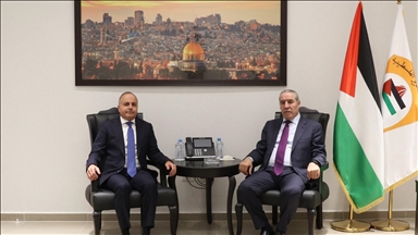 نائب رئيس فلسطين يبحث مع سفير مصر التنسيق المشترك بشأن معبر رفح