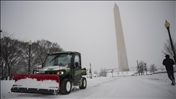 At least 6 dead as massive winter storm cripples US