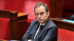 French prime minister considers Cabinet reshuffle after budget adoption