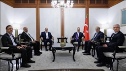 Turski ministar vanjskih poslova s delegacijom Hamasa o mirovnom planu za Gazu i humanitarnoj situaciji