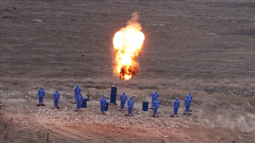 STM'nin sürü İHA'ları gerçek mühimmatla hedefi vurdu