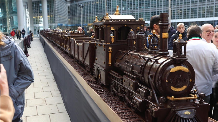 Најдолгиот чоколаден воз во светот влезе во Гинисовата книга на рекорди во Италија
