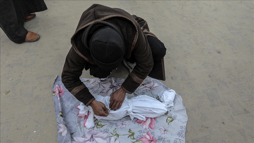 مرگ نوزاد 12 روزه فلسطینی در غزه از سرما