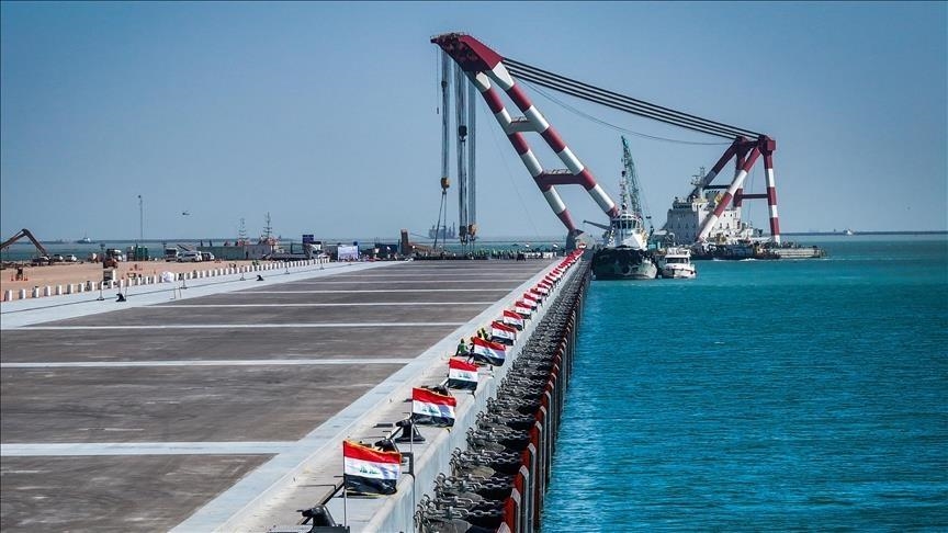 العراق.. إعادة تشغيل 12 خطًا للنقل بشراكة مع تركيا وقطر والإمارات