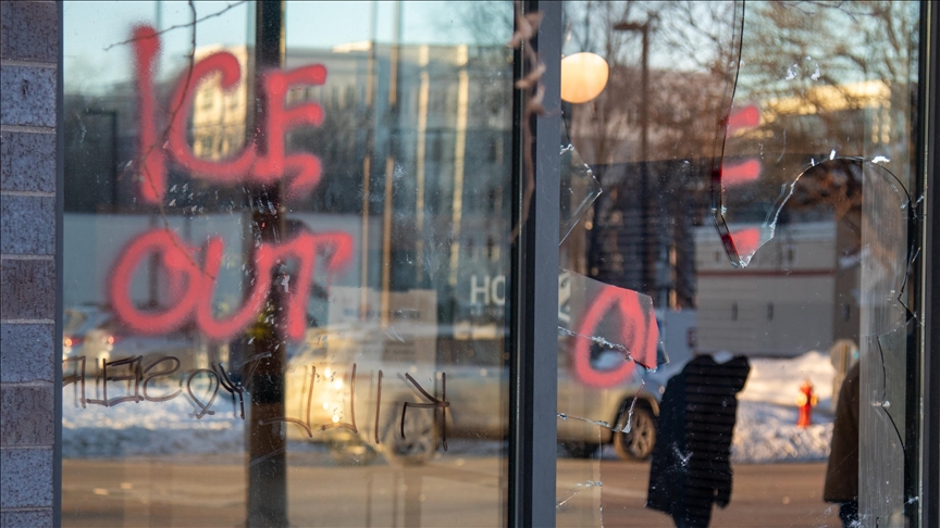 Tensions escalate at Minneapolis hotel amid ongoing anti-ICE protests