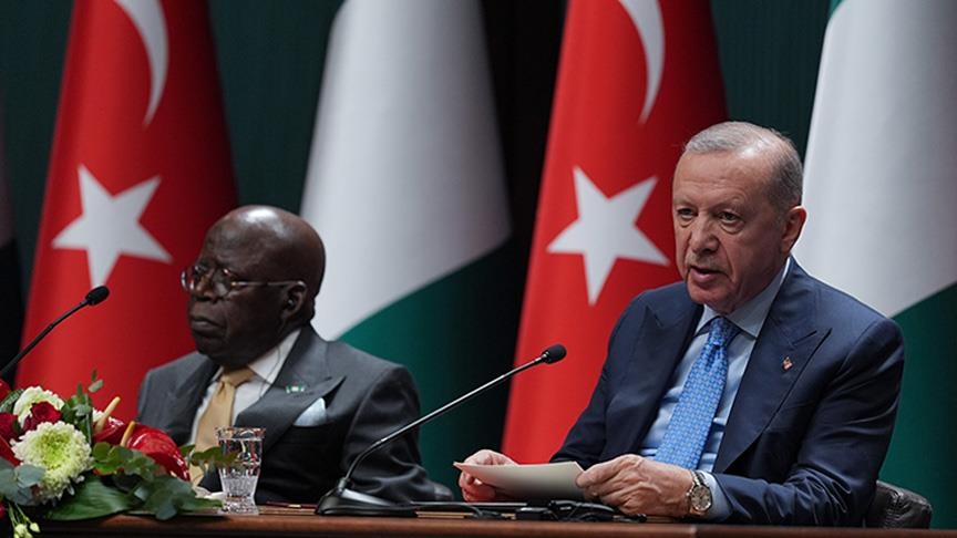 أردوغان وتينوبو يؤكدان رفع التبادل التجاري إلى 5 مليارات دولار