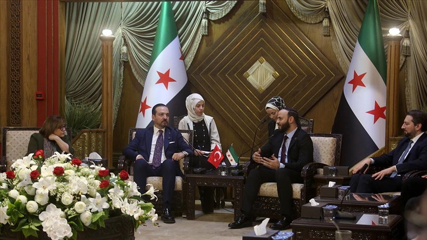 AK Parti Genel Başkan Yardımcısı Zorlu: Ayn-el Arab bölgesindeki insani koridor sorunsuz şekilde işliyor