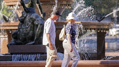 Avustralya'da sıcak hava dalgası nedeniyle termometreler rekor seviyelere ulaştı