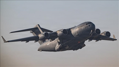 مناورة جوية أمريكية بالشرق الأوسط وسط تلويح بضربة محتملة لإيران