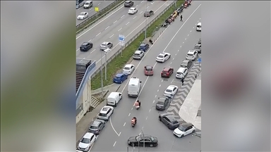 Maltepe'de trafik güvenliğini tehlikeye düşüren sürücüye para cezası