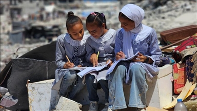 UNICEF: Gazze'de okulların yüzde 90'ından fazlası yıkılmış veya hasar görmüş durumda