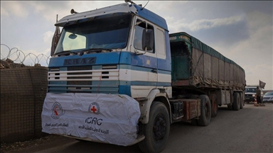 الحكومة السورية ترسل قافلة مساعدات جديدة إلى عين العرب