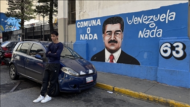 فنزويليون يطالبون الولايات المتحدة بالإفراج عن مادورو