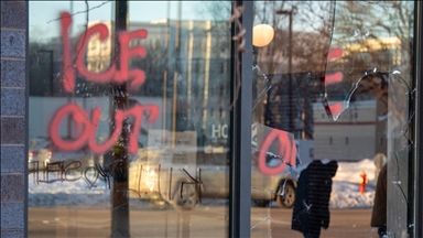 Tensions escalate at Minneapolis hotel amid ongoing anti-ICE protests