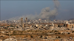 İsrail ateşkese rağmen Gazze Şeridi'nin çeşitli bölgelerine topçu ve hava saldırılarını sürdürüyor