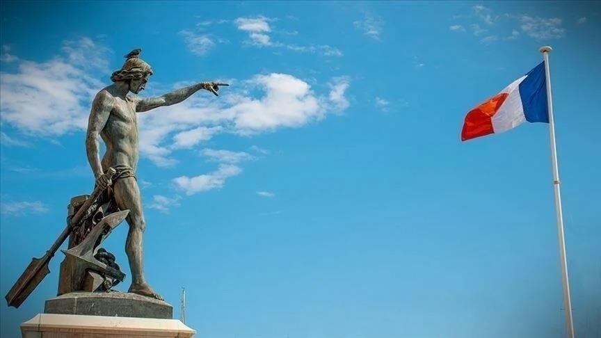 France : Nicolas Dufourcq estime l’immigration de travail indispensable à l’avenir de l’industrie