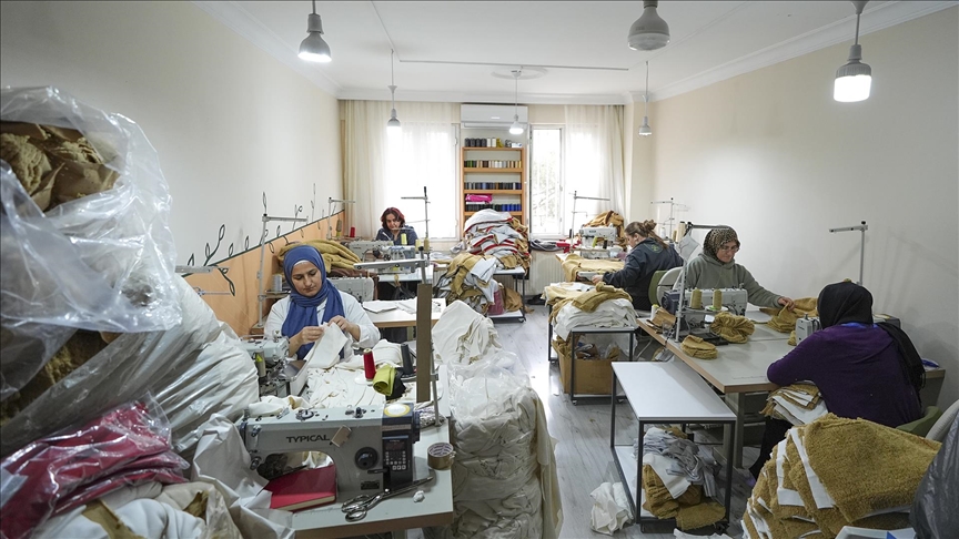 Kolektif Etki Derneği kadınların istihdama nitelikli katılımı için çalışıyor