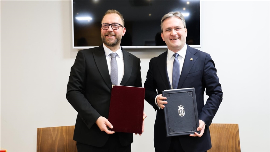 Средба Љутков – Селаковиќ: Потенцирани одличните односи меѓу двете земји, со акцент на културната соработка