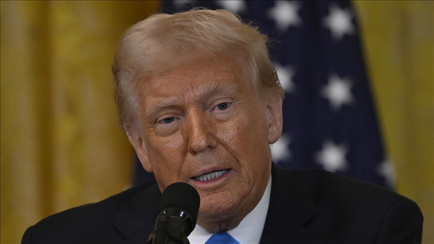 ترامب: حللنا مشكلة هائلة بالتعاون مع سوريا