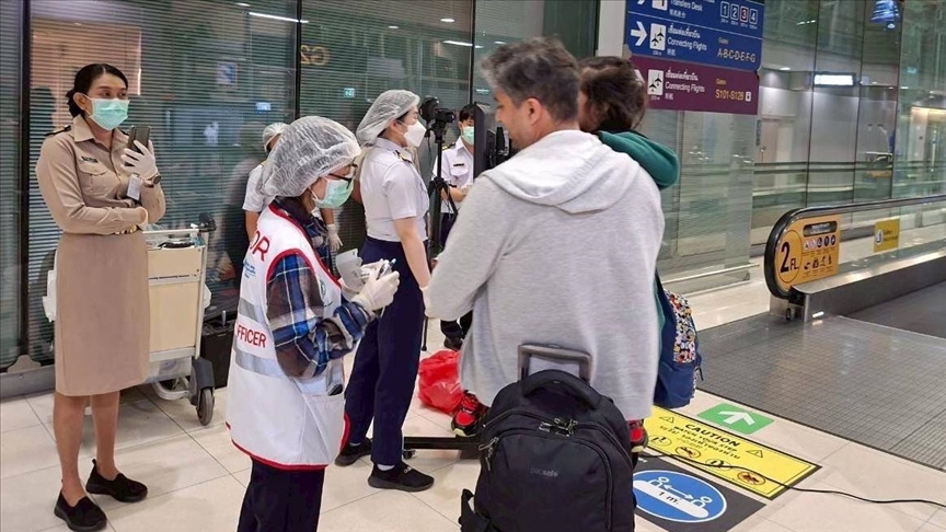 Thaïlande : contrôles sanitaires renforcés à l’aéroport de Bangkok après des informations sur le virus Nipah en Inde