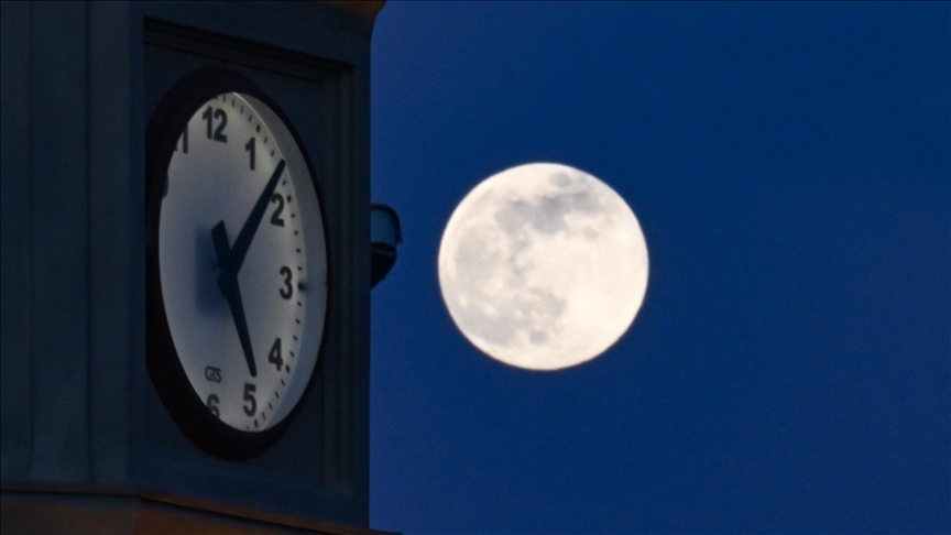 Doomsday Clock moves to 85 seconds to midnight