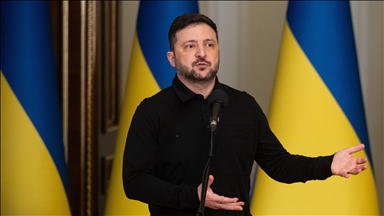 Zelenskyy pretendon se Rusia po përgatit sulm të ri ndaj Ukrainës, paralajmëron ndihmë ushtarake franceze