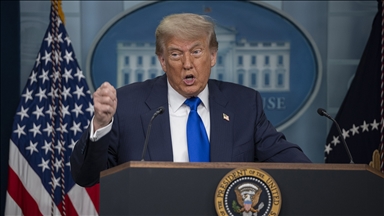 ABD Başkanı Trump: "Devasa bir armada İran'a ilerliyor"