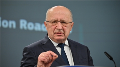 AB Komisyonu üyesi Kubilius, üye ülkeleri "Akdeniz ve Arktik'i" savunmaya çağırdı