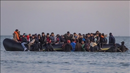 Manche : la Défenseure des droits met en cause l’usage d’armes « intermédiaires » contre des migrants