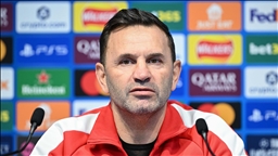 Galatasaray Teknik Direktörü Buruk: Kazanıp ilk 16'nın içine girmek için elimizden geleni yapacağız