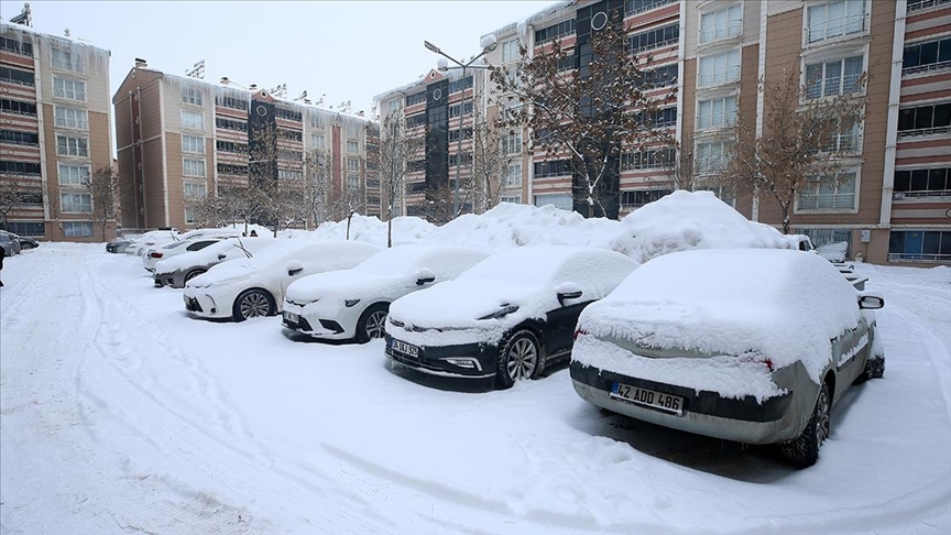 Doğu’da soğuk hava ve kar yaşamı olumsuz etkiliyor