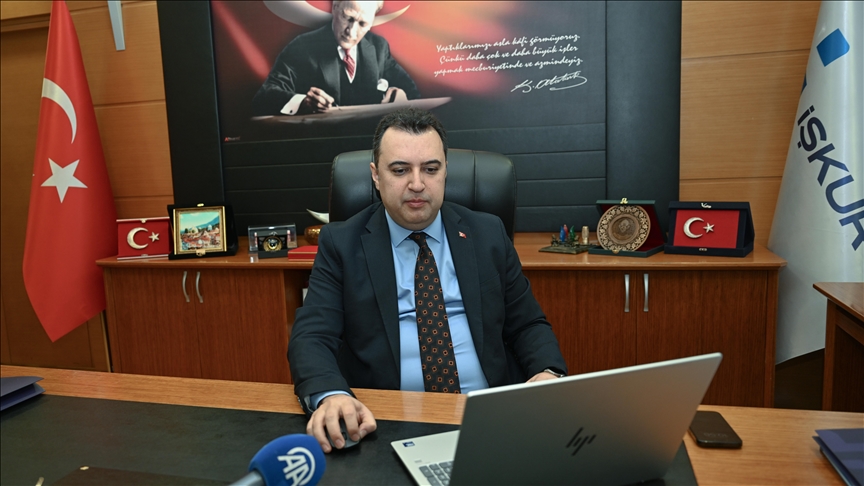 İŞKUR Genel Müdürü Güneş, AA'nın "Yılın Kareleri" oylamasına katıldı