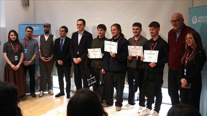 Përfundon në Prishtinë projekti i "Gazetarisë për të rinj", ndahen certifikata për pjesëmarrësit