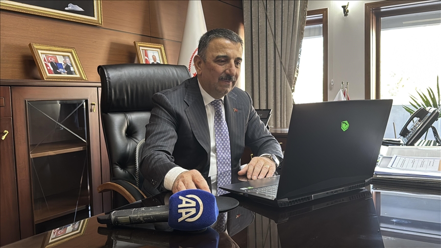 Zonguldak Valisi Hacıbektaşoğlu, AA'nın "Yılın Kareleri" oylamasına katıldı