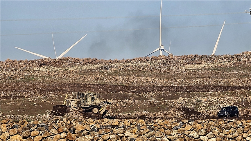 Israeli shelling hits rural areas of Daraa, Quneitra in southern Syria