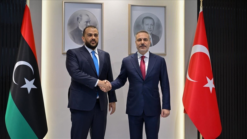 Turkish foreign minister meets Libya’s deputy minister of defense
