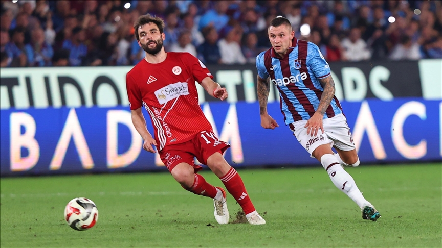 Antalyaspor, Süper Lig'de yarın Trabzonspor'u ağırlayacak