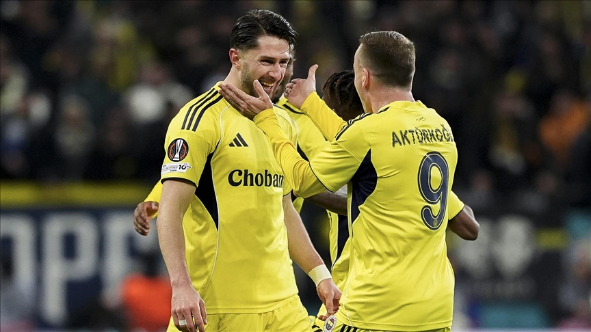 CANLI- FCSB: 0 - Fenerbahçe: 1