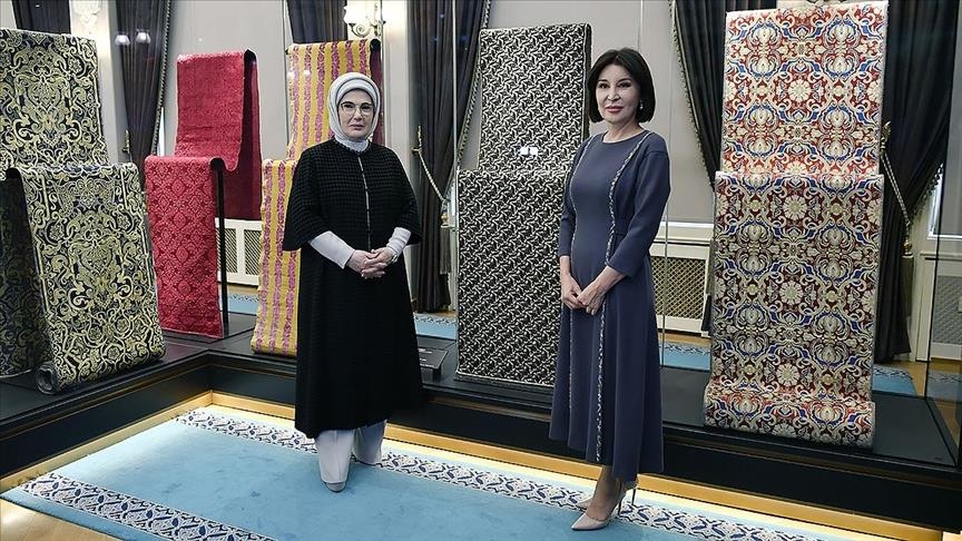 Эмине Эрдоган и Зироат Мирзиёева посетили музей Ankara Palas